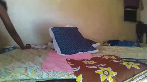 juice_petite3 online show from 02-07-25, 11:23