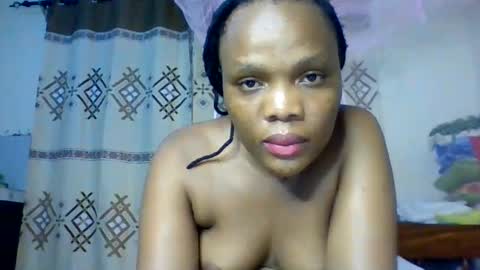 Snapshot of juice_petite3 chatting on 05-25-26, 11:00 juice_petite3 online show from 05-25-26, 11:00