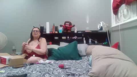 Snapshot of juiceepawwg420 chatting on 05-11-26, 12:49 Juiceepawwg420 online show from 05-11-26, 12:49