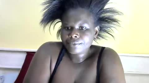 Snapshot of juicy576808 chatting on 12-20-24, 10:05 zainabu online show from 12-20-24, 10:05