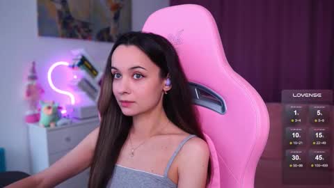 Angelina online show from 10-23-25, 11:31