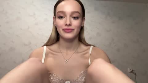 alexa online show from 12-24-24, 09:22