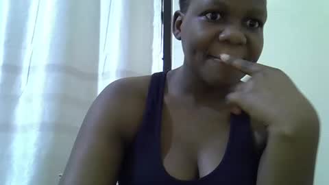 juicy_bella2 online show from 10-16-25, 07:20