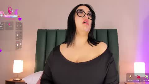Juicy online show from 06-22-26, 11:18