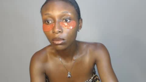 olivia online show from 04-19-26, 07:16