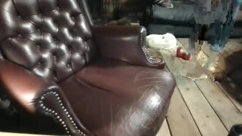 Snapshot of juicypit chatting on 12-07-24, 03:14 Greg online show from 12-07-24, 03:14