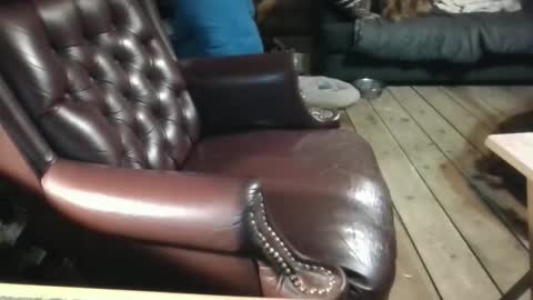 Snapshot of juicypit chatting on 12-18-24, 11:56 Greg online show from 12-18-24, 11:56