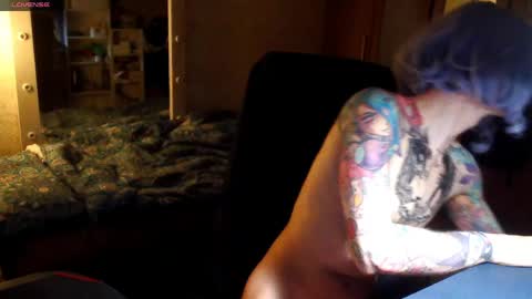 Julia online show from 03-26-26, 07:19