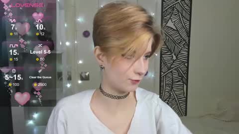 Snapshot of julescrown chatting on 12-27-24, 01:32 Jules online show from 12-27-24, 01:32