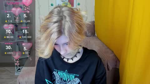 Snapshot of julescrown chatting on 01-14-25, 04:47 Jules online show from 01-14-25, 04:47