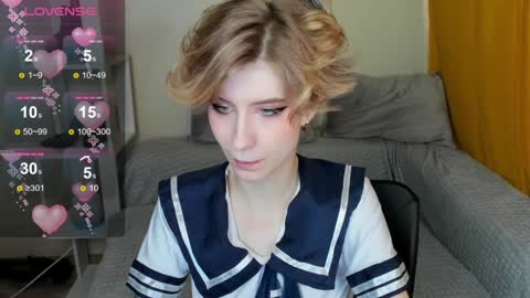 Snapshot of julescrown chatting on 01-27-25, 04:20 Jules online show from 01-27-25, 04:20