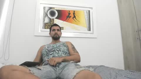 Snapshot of juleslatin122 chatting on 12-26-24, 12:59 Jules online show from 12-26-24, 12:59