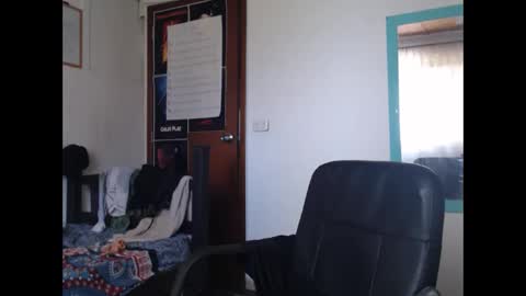 Julfigo online show from 05-28-26, 04:15