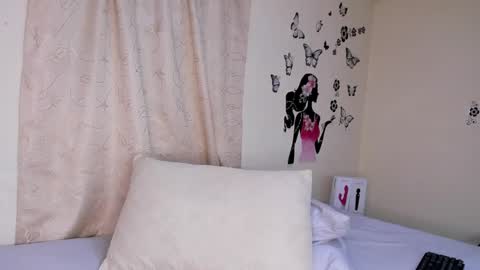 Juli online show from 02-24-25, 06:04