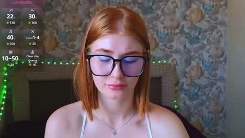 Snapshot of juli_ginger chatting on 07-16-26, 06:41 Julia online show from 07-16-26, 06:41