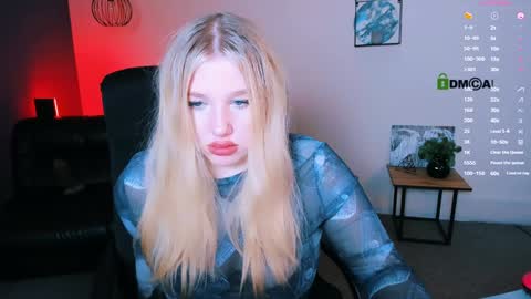 Snapshot of juli_kisss chatting on 12-30-24, 04:42 juli kisss online show from 12-30-24, 04:42
