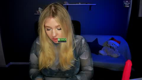 Snapshot of juli_kisss chatting on 02-06-25, 12:37 juli kisss online show from 02-06-25, 12:37