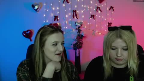 Snapshot of juli_kisss chatting on 04-28-26, 03:00 juli kisss online show from 04-28-26, 03:00