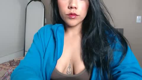 JULIETA online show from 05-15-26, 01:56