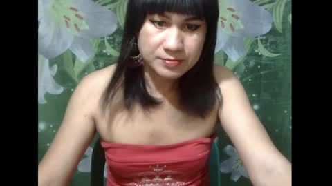 Snapshot of julia111987 chatting on 04-20-26, 06:31 JULIA online show from 04-20-26, 06:31