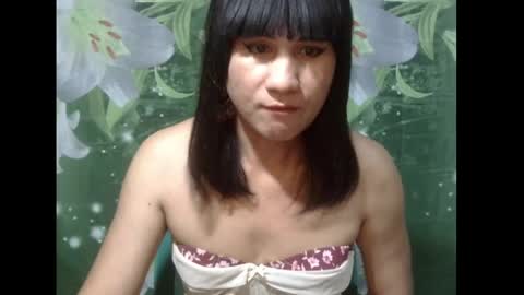 Snapshot of julia111987 chatting on 05-02-26, 04:01 JULIA online show from 05-02-26, 04:01