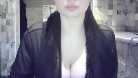 julia69009 online show from 04-18-26, 07:58