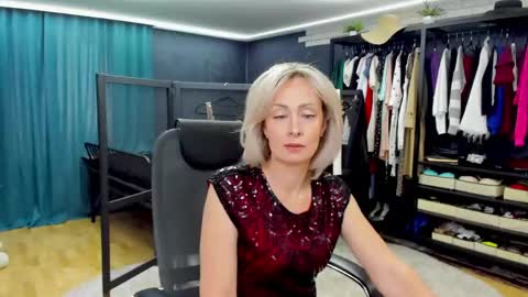 Snapshot of julia__cherry_ chatting on 05-23-26, 02:10 julia__cherry_ online show from 05-23-26, 02:10
