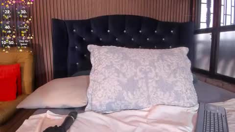 Julia online show from 01-15-26, 08:45