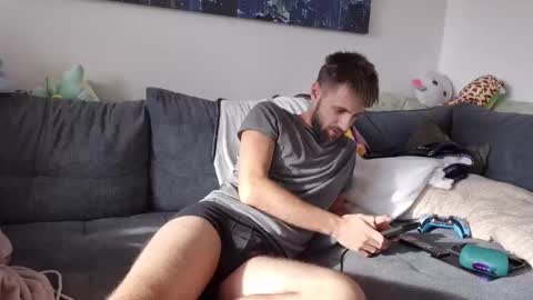 Snapshot of julia_official chatting on 10-29-25, 01:13 julia_official online show from 10-29-25, 01:13