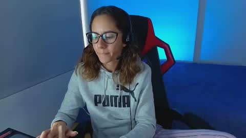 Snapshot of julia_roberts420 chatting on 12-05-25, 06:59 Julia Schedule 10 pm to 4 am GTM-5 online show from 12-05-25, 06:59