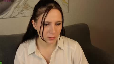 Julia Shyy online show from 05-12-26, 01:03