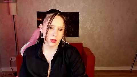 Julia Shyy online show from 05-19-26, 01:11