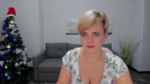 Julia online show from 12-20-24, 04:25