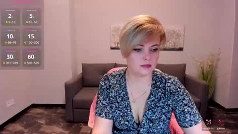 Julia online show from 03-10-25, 06:38