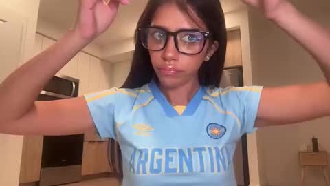 Julia Brooks online show from 05-12-26, 02:41