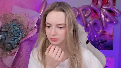 Snapshot of juliabrewwer chatting on 09-25-25, 11:58 Julia online show from 09-25-25, 11:58