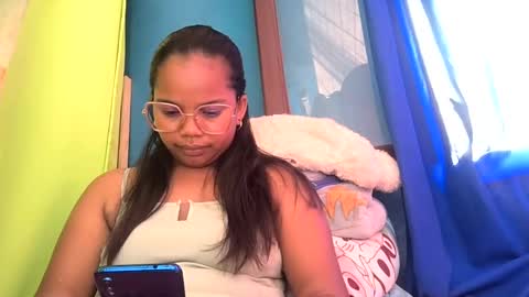 Snapshot of juliah02 chatting on 02-09-25, 06:01 juliah02 online show from 02-09-25, 06:01