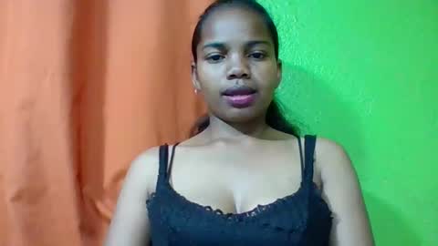 juliah02 online show from 05-11-26, 07:47