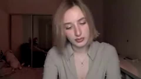 Snapshot of juliahupman chatting on 02-25-26, 05:44 Kate online show from 02-25-26, 05:44