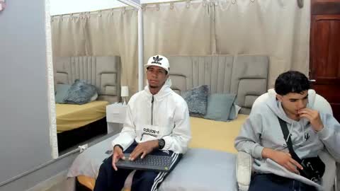 Snapshot of julian_billy chatting on 01-14-25, 11:42 julian billy online show from 01-14-25, 11:42