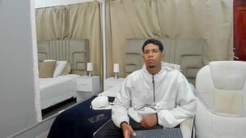 Snapshot of julian_billy chatting on 02-26-25, 11:20 julian billy online show from 02-26-25, 11:20