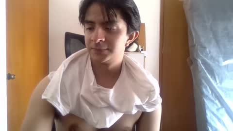 Snapshot of julian_mora7 chatting on 03-12-25, 07:06 Julian Mora online show from 03-12-25, 07:06