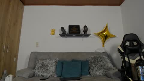 julian_wallace online show from 09-16-25, 04:08