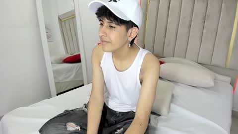 Julian online show from 02-06-26, 08:01