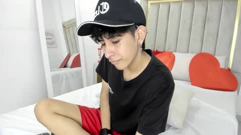 Julian online show from 02-09-26, 08:02