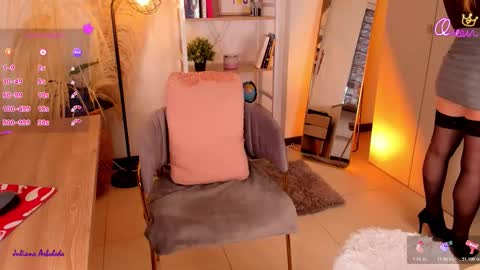 Snapshot of julianaarboleda chatting on 02-11-26, 12:32 Juli online show from 02-11-26, 12:32