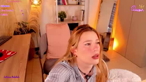 Snapshot of julianaarboleda chatting on 03-04-26, 12:55 Juli online show from 03-04-26, 12:55