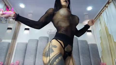 Snapshot of juliane_swee1 chatting on 05-21-26, 10:50 juliane_swee1 online show from 05-21-26, 10:50