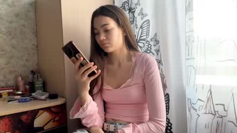 Viola online show from 03-04-26, 02:17