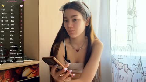 Viola online show from 04-10-26, 12:27